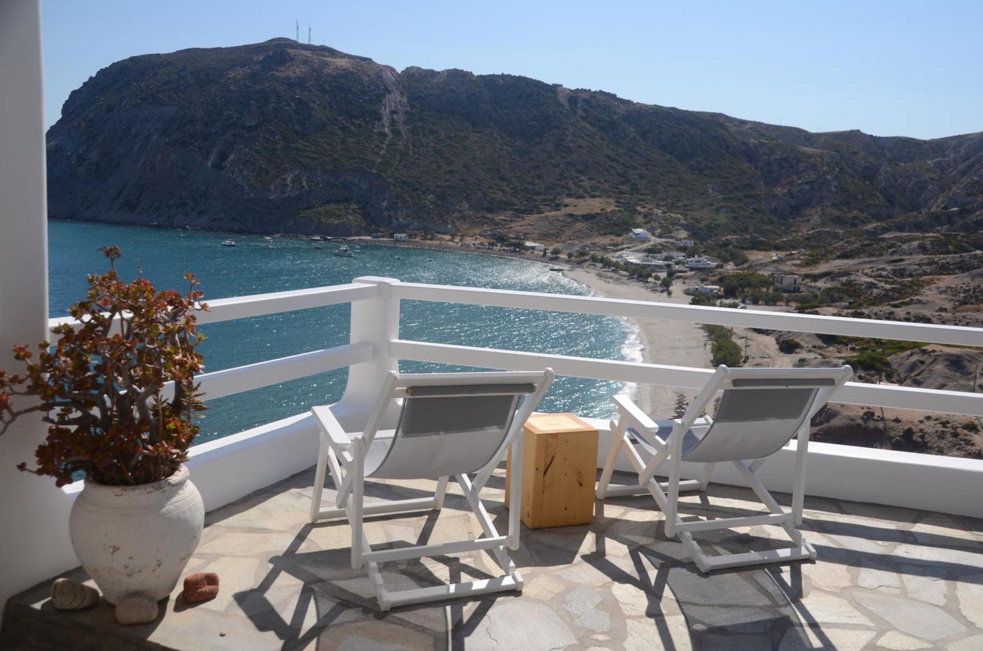 Agia Kyriaki * Agia Kiriaki Beach (Milos)